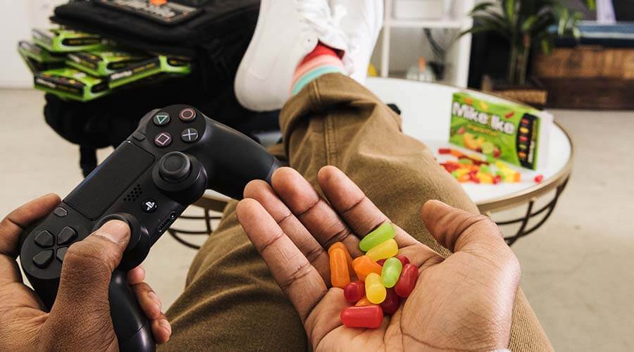 Mike And Ike